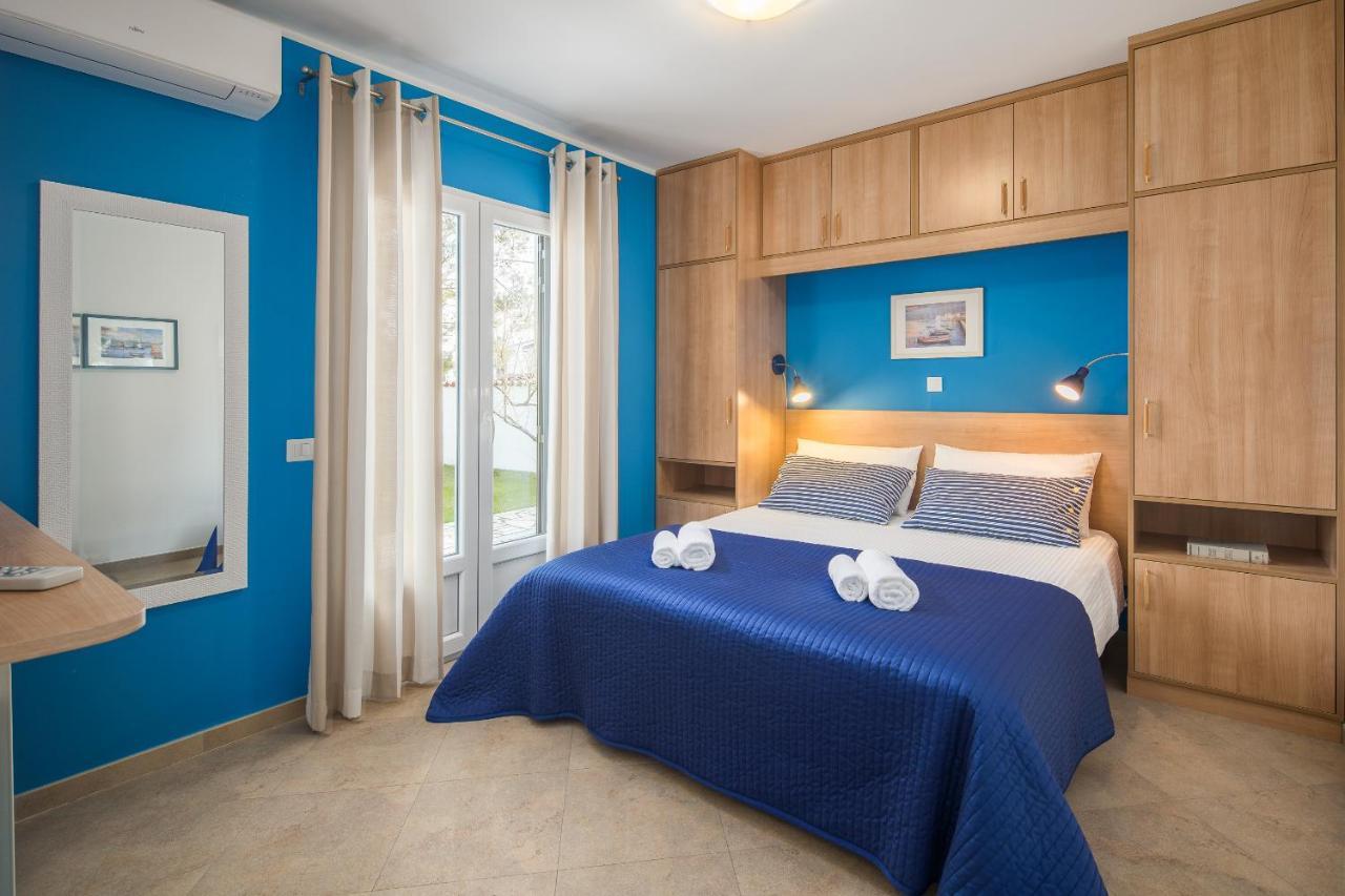 פורץ Apartment Gloria Premium מראה חיצוני תמונה